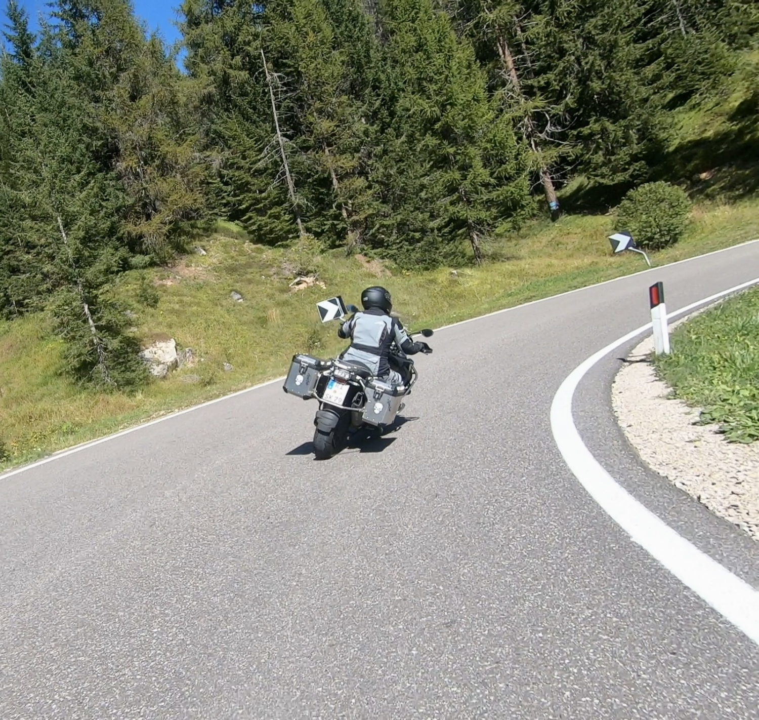 Kurvenfahren lernen mit dem Motorrad